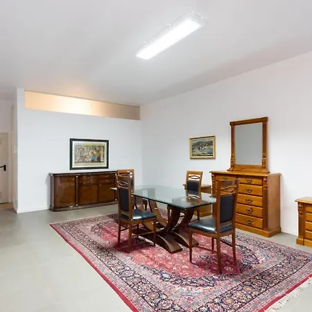 Luxury 5-bed In Costa Adeje Tenerife Villa