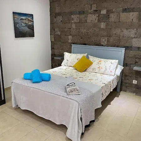 Villa Luxury 5-bed In Costa Adeje Tenerife Costa Adeje (Tenerife)